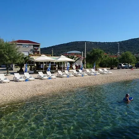M I R J A N A Vinišće